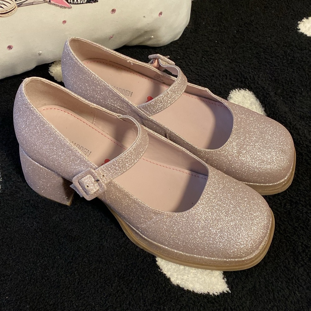 Steve Madden SZ 6 Shoes Sparkling Pink - Picture 1 of 6